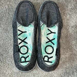 Women’s Roxy slip on shoes